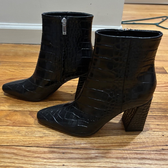 Marc Fischer Yanara Bootie - Picture 5 of 11